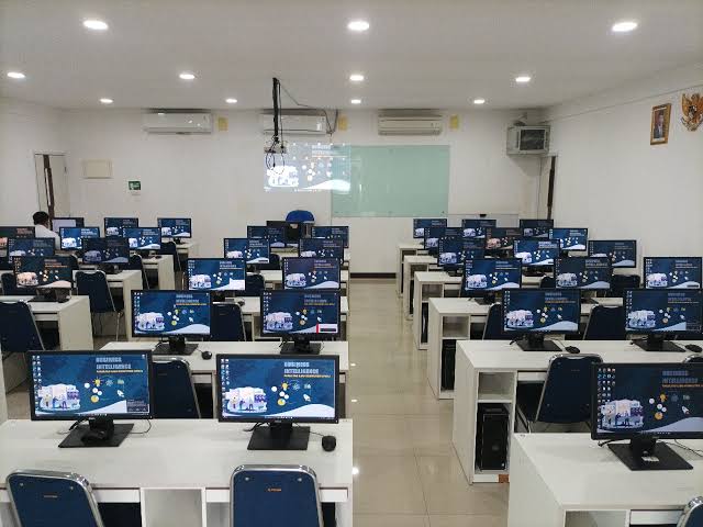 Laboratorium Komputer